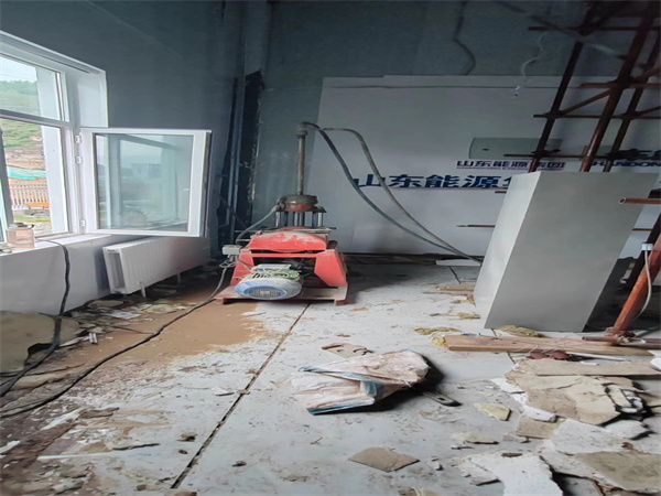 扎赉特地基基础下沉墙体裂缝加固注浆顶升施工